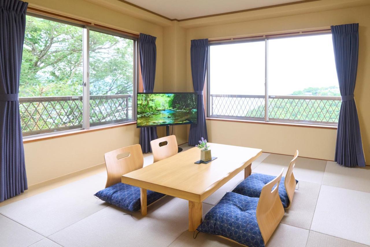 Suite Villa Ocean View Minami-Atami Atami  Exteriér fotografie